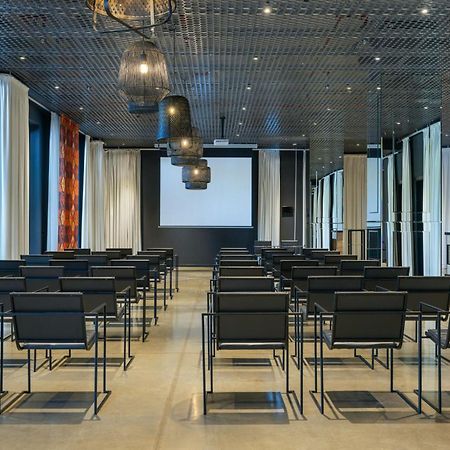 โมซี ทบิลิซี Hotel Tbilisi ภายนอก รูปภาพ